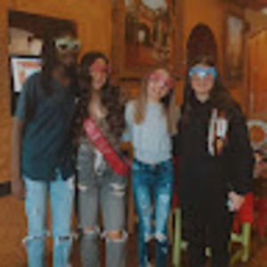 Meet your Posher, Nicole